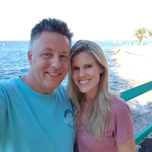 Meet your Posher, Audrey - Picture 2 of 3